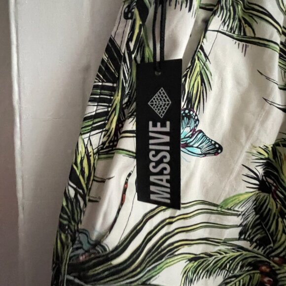 Gorgeous and Unique Men's XL Butterfly Print Shorts - By Massive. 100% Cotton !! - Picture 5 of 5